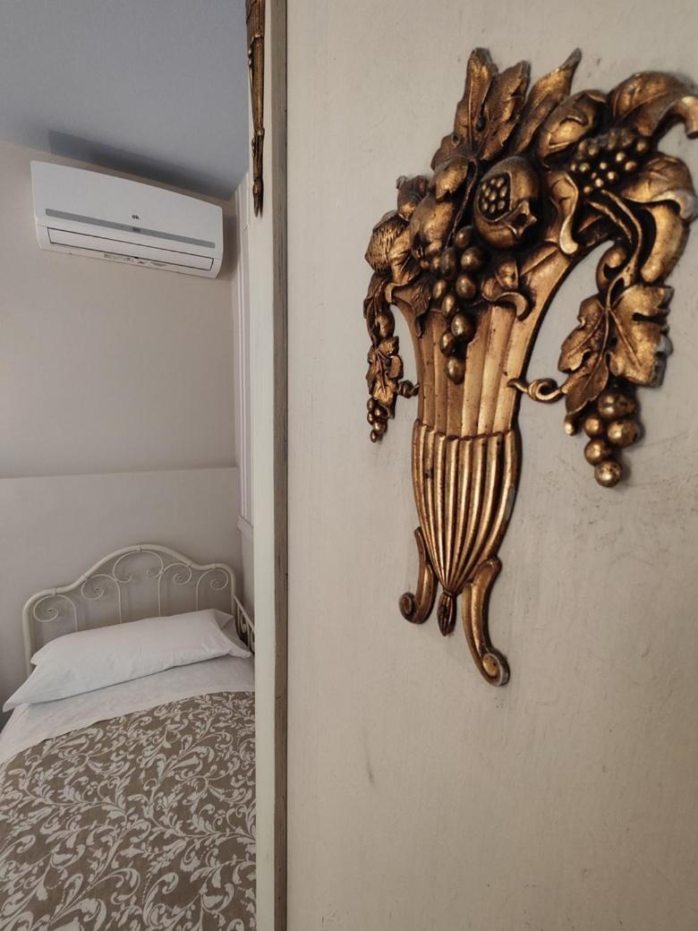 Garda Relais Antica Romelia Panzió Montichiari Kültér fotó