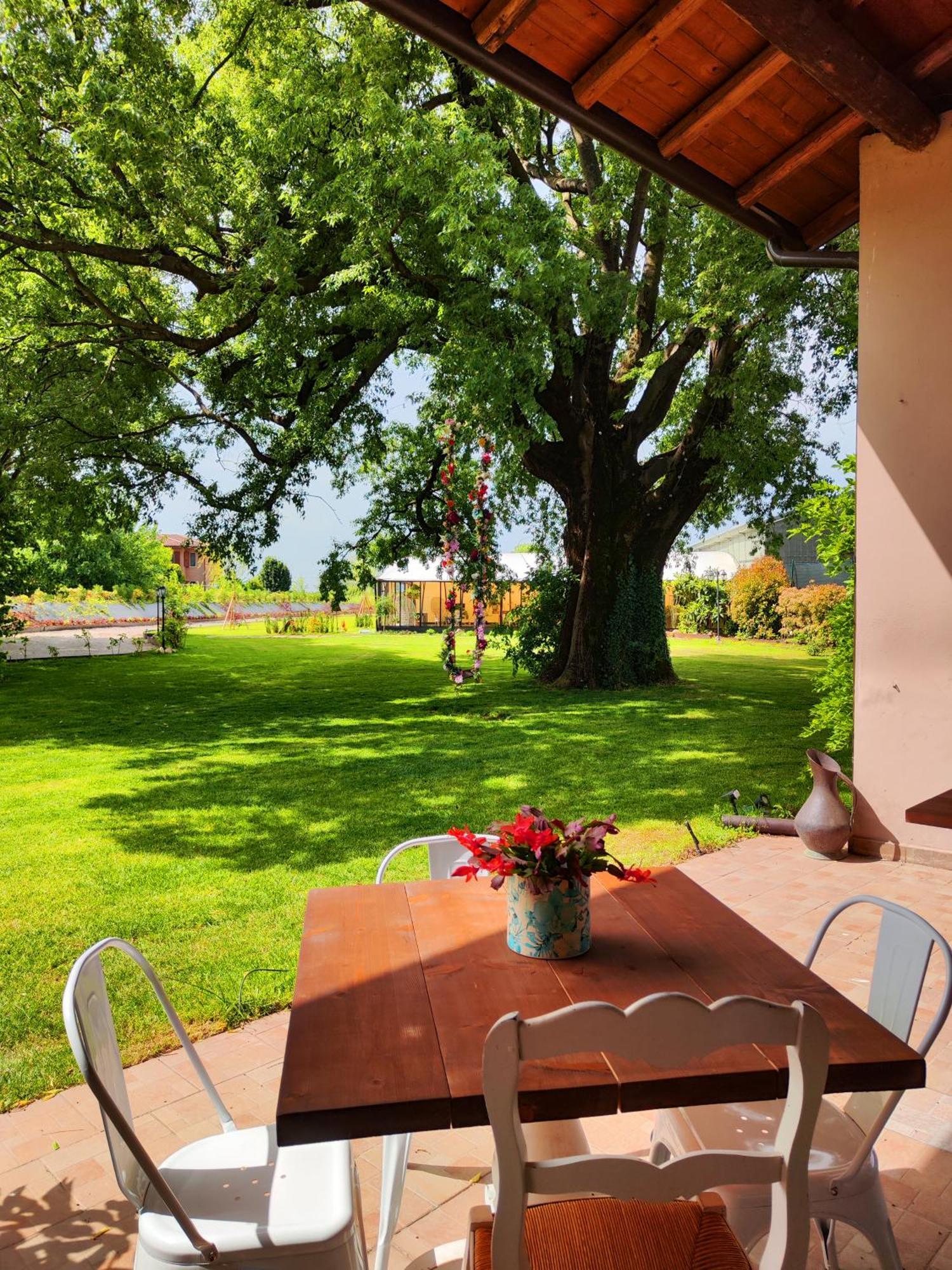 Garda Relais Antica Romelia Panzió Montichiari Kültér fotó